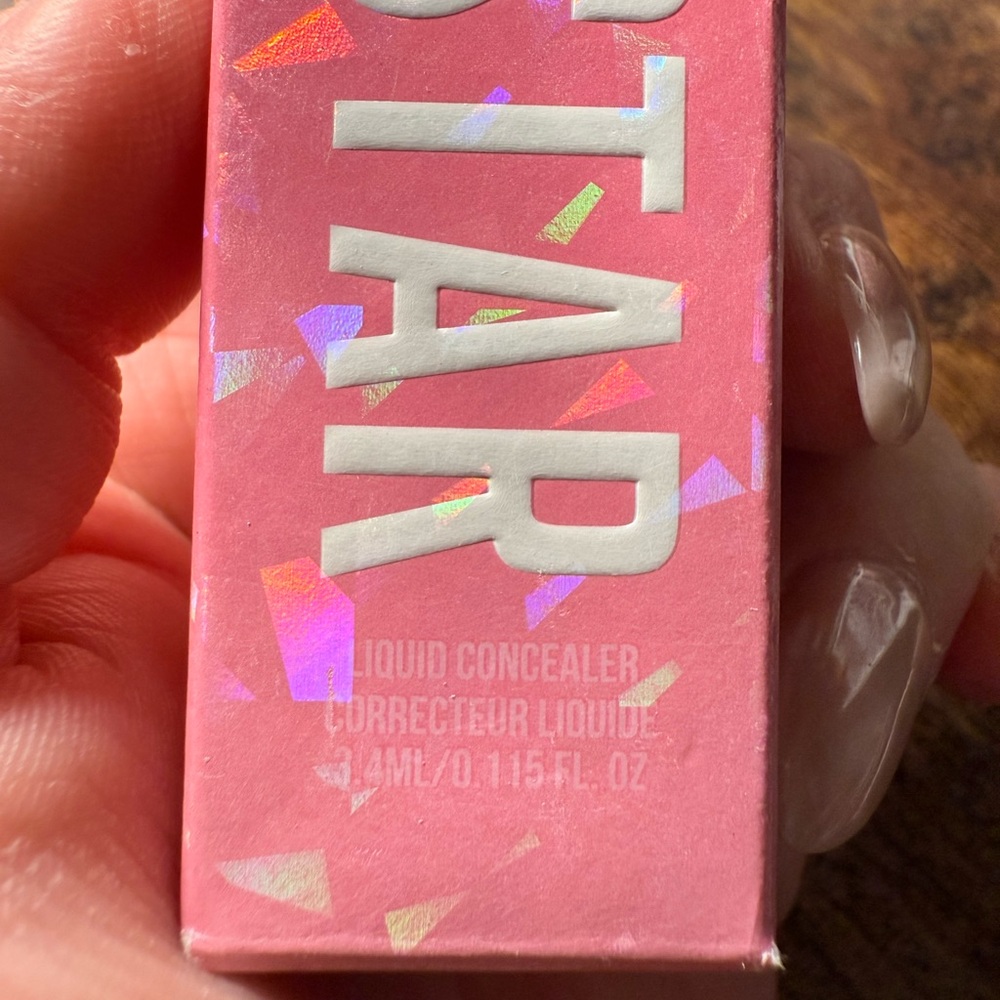 Jeffree Star C15.25 Concealer - Picture 4 of 5
